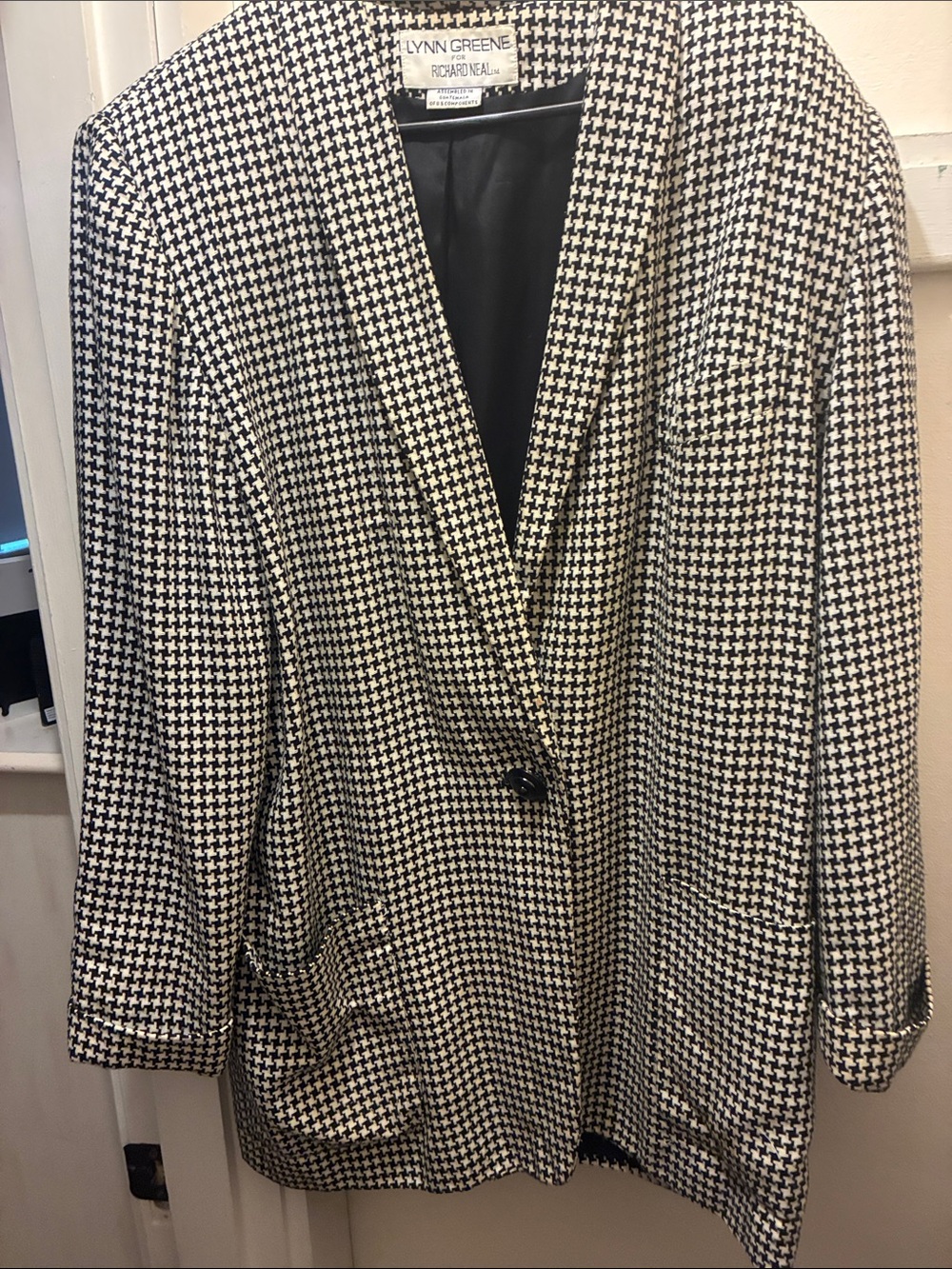Black & White Houndstooth Blazer